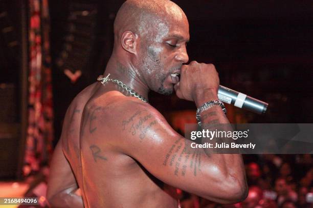 Dmx Rapper Walking 3,169 Dmx Photos & High Res Pictures - Getty Images