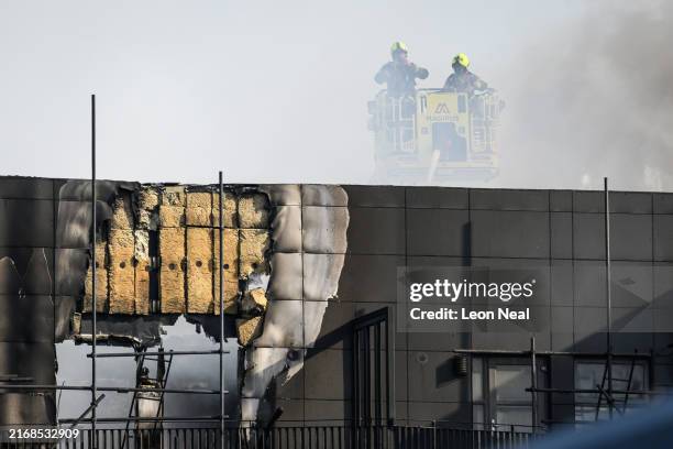 Cladding Flats Fire 1,123 Cladding Fire Stock Photos, High-Res Pictures, and Images - Getty ...