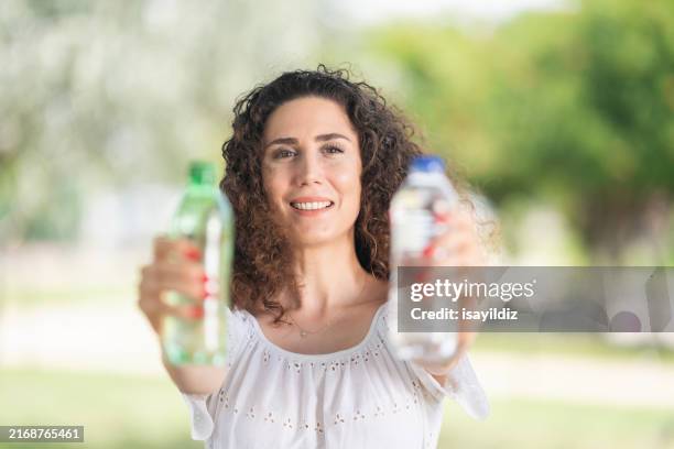 hydration for a healthy lifestyle - antioxidant support stock pictures, royalty-free photos & images