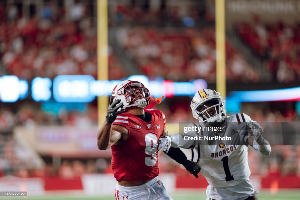 Wisconsin Badgers Vs Western Michigan Broncos