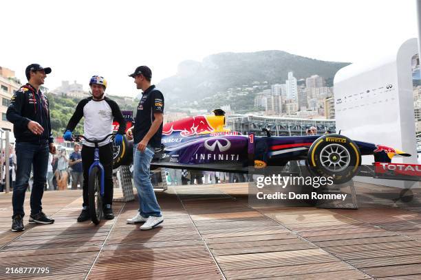 Danny Ric Vettel Rivalry 30 Danny Ricciardo Photos & High Res Pictures - Getty Images