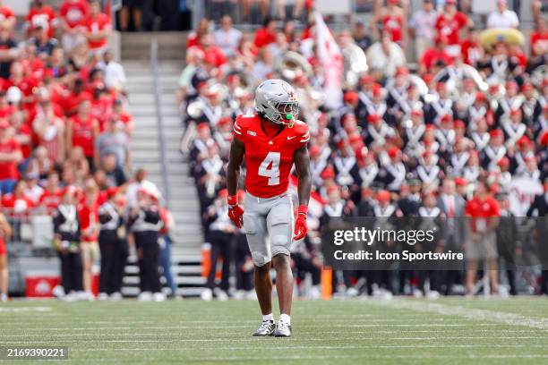 Ohio State Buckeyes wide receiver Jeremiah Smith lines up for a play during the game against the Akron Zips and the Ohio State Buckeyes on August 31...