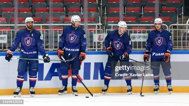 Edouard Riga 13 Jordann Skipper Photos & High Res Pictures - Getty Images