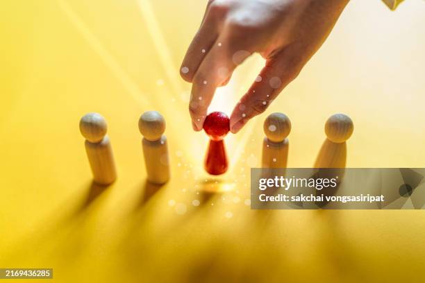 human resource management, selection, leadership, prominence - employee engagement stock pictures, royalty-free photos & images