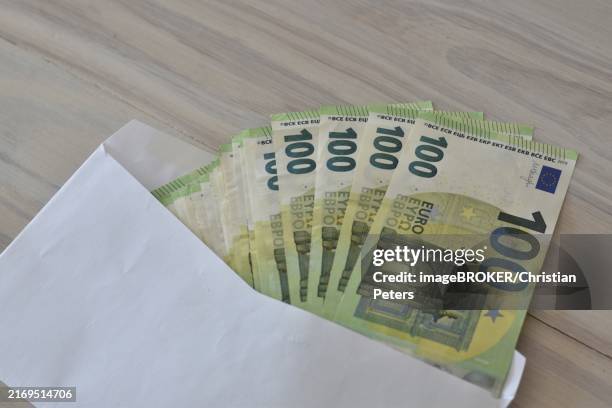 Envelope Note For Ransom 84 Ransom Letter Stock Photos, High-Res Pictures, and Images - Getty Images