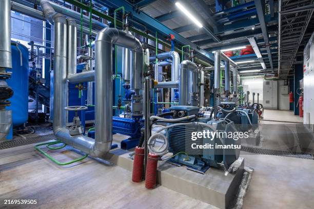 hochdruckpumpe des dampfkessels - wasserpumpanlage stock-fotos und bilder