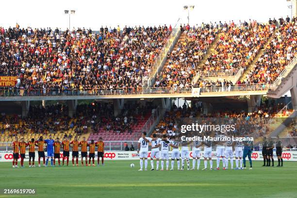 Players of Lecce and players of Cagliari observe a minute of silence in memory of the death of football coach Sven Goran Eriksson during the Serie A...