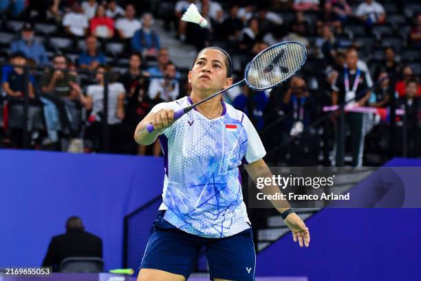Leani Ratri Oktila of Team Indonesia plays a backhand during the Mixed Doubles SL3-SU5 Semifinal on day three of the Paris 2024 Summer Paralympic...