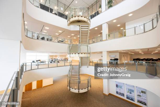 Atriuum 1,370 Library Atrium Stock Photos, High-Res Pictures, and Images ...