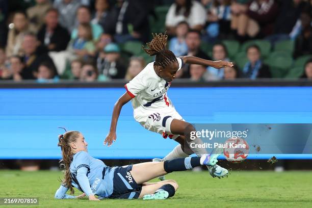 Jess Reddy Football 185 Jess Gilbert Photos & High Res Pictures - Getty Images