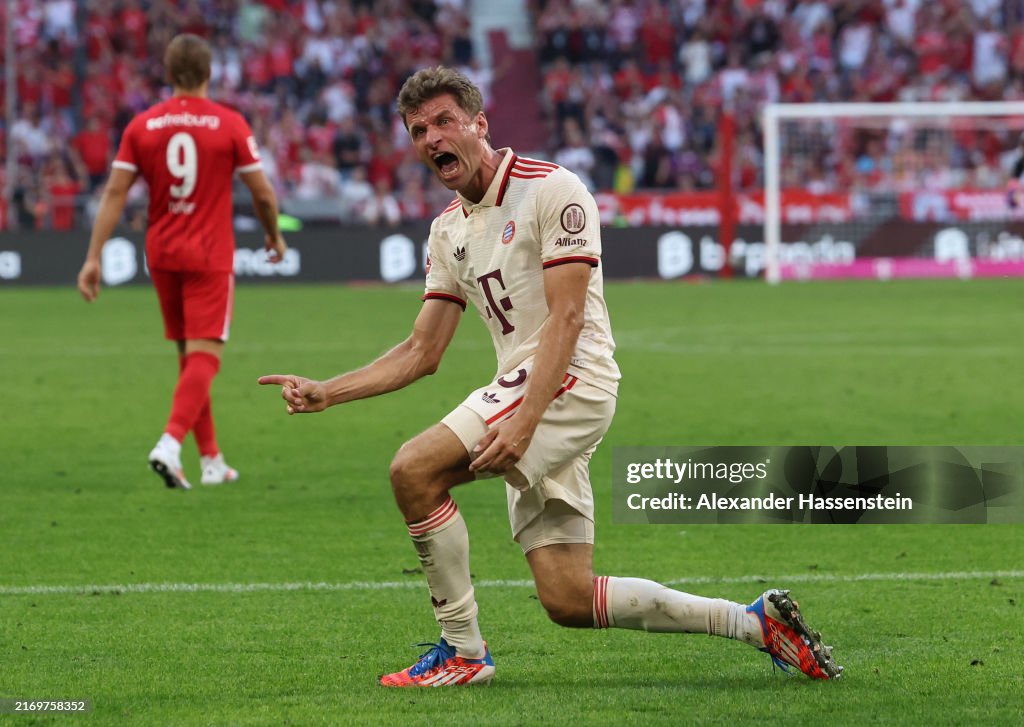 FC Bayern München v Sport-Club Freiburg - Bundesliga
