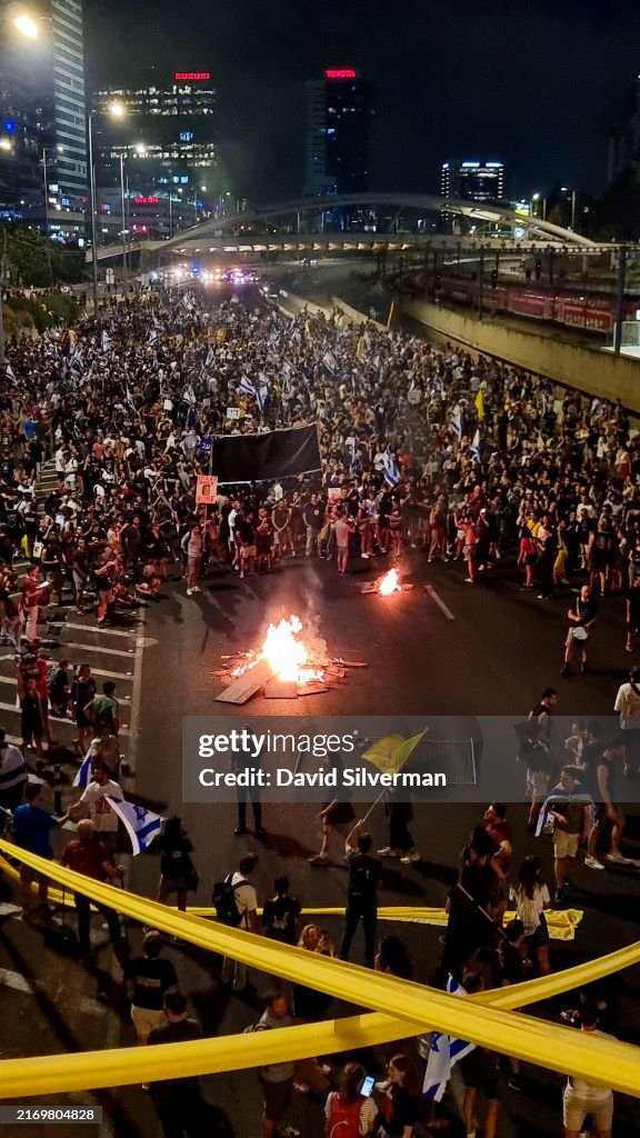 Protesters Condemn Netanyahu's Neglect Of Hostages