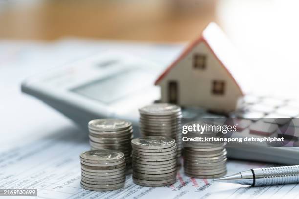 home concept,personal loans, insurance concept. - wohngebäudeversicherung stock-fotos und bilder