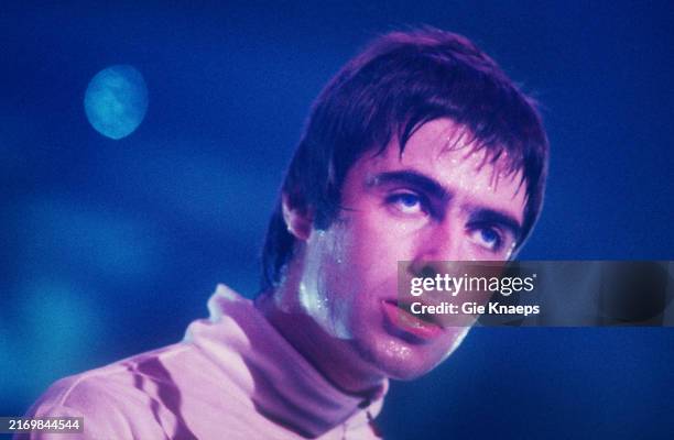 Liam Gallagher of Oasis performing at Brabanthallen, Den Bosch, Netherlands, 27th November 1997.