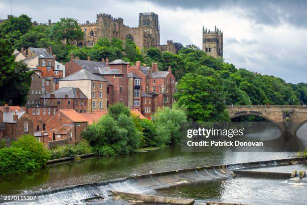 skyline of durham, england and river wear - edward-lambton-7th-earl-of-durham stockfoto's en -beelden