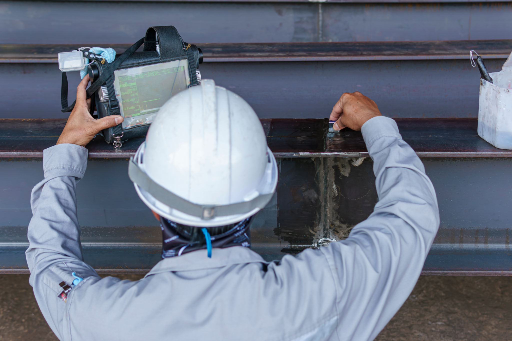 inspecting welded structure