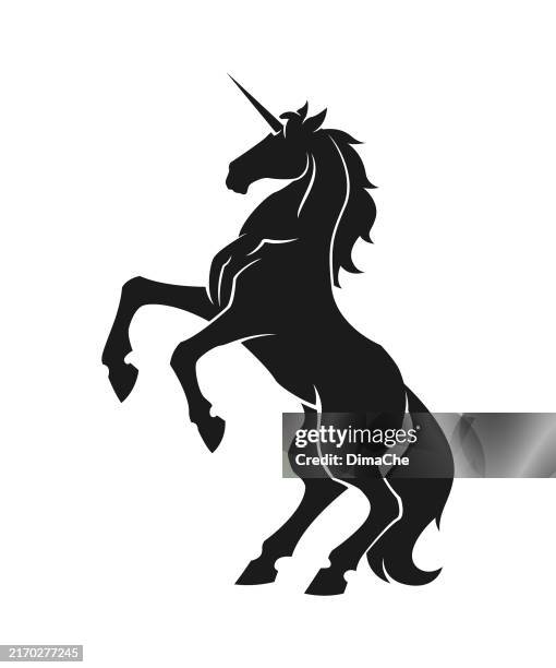 illustrations, cliparts, dessins animés et icônes de silhouette de licorne - icône vectorielle découpée, logo, badge, autocollant avec licorne en train d’élever - licorne