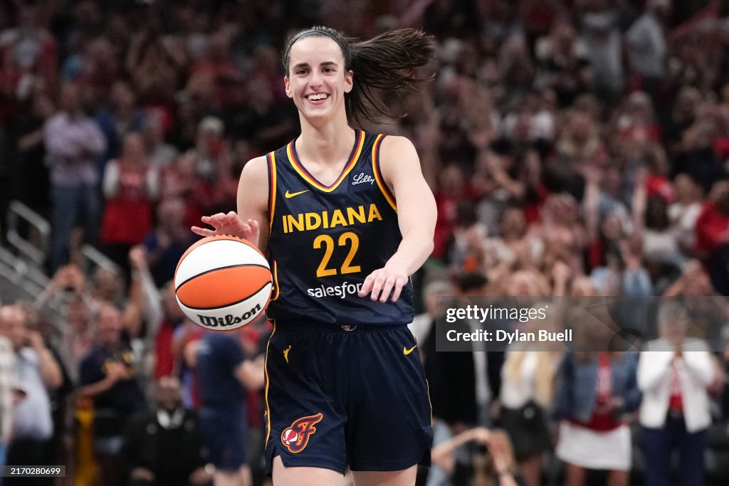Los Angeles Sparks v Indiana Fever