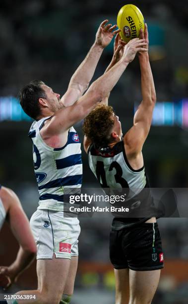 Australian High Raky 13 Mark Evans And Geelong Football Club Photos & High Res Pictures ...