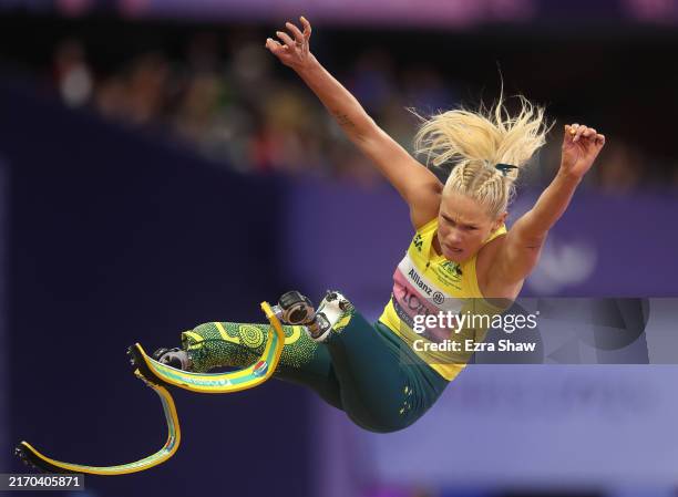 Princess Low 388 Vanessa Low Photos & High Res Pictures - Getty Images