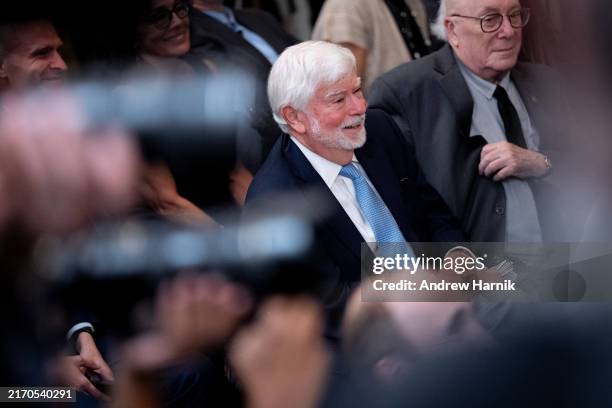 Christopher Dodd 11 Political Positions Of Chris Dodd Stock Photos, High-Res Pictures ...