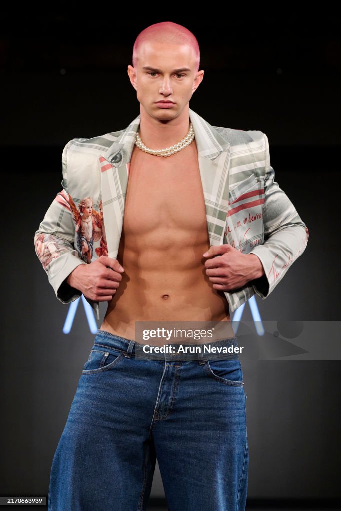 Gavin Croghan Walks The Runway For The Amara Fashion Show At New York gavin-croghan-walks-the-runway-for-the-amara-fashion-show-at-new-york