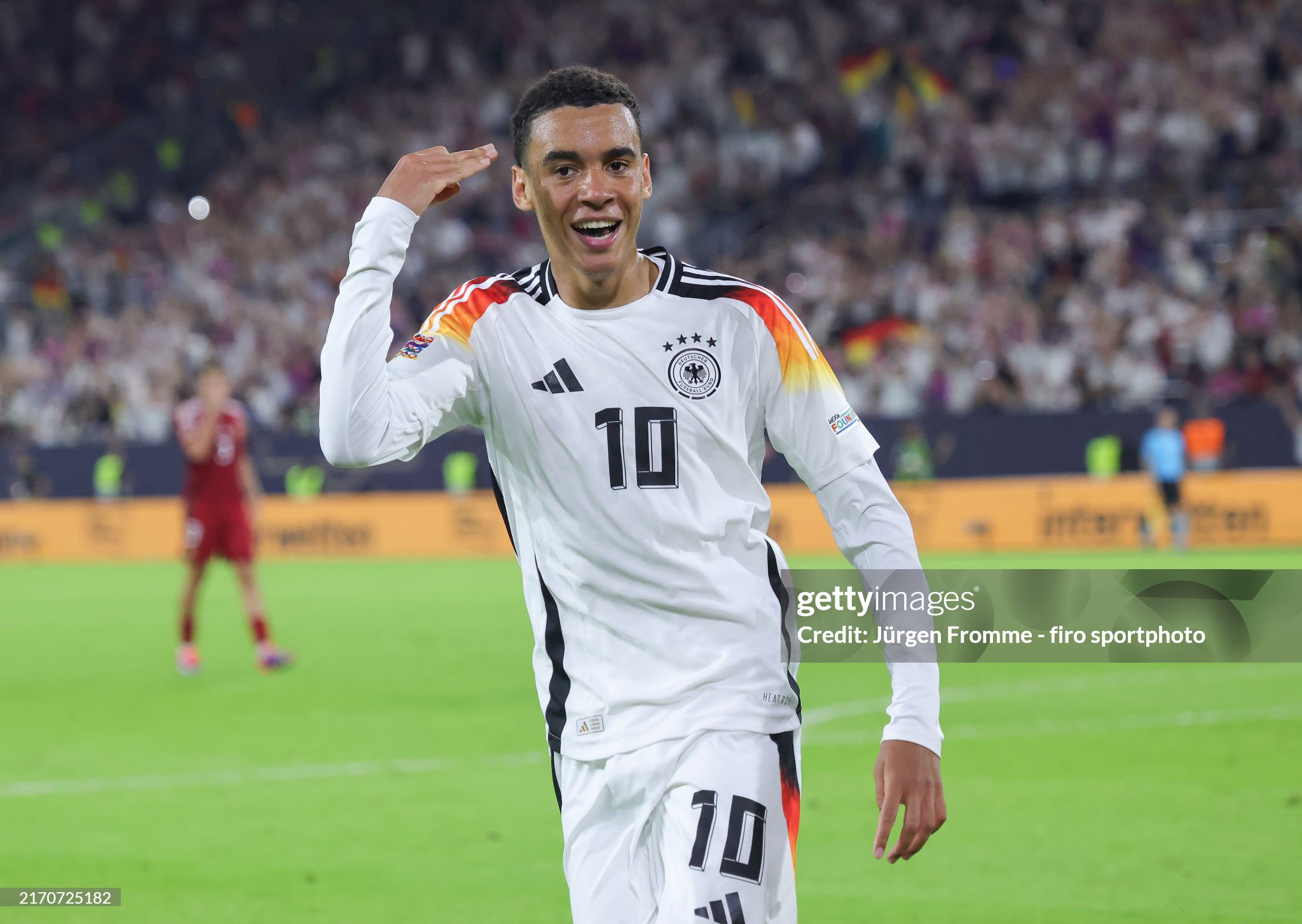 Bayern responds to strong criticism of Musiala: 'Praised in other countries instead'