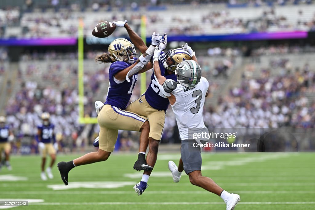 Eastern Michigan v Washington