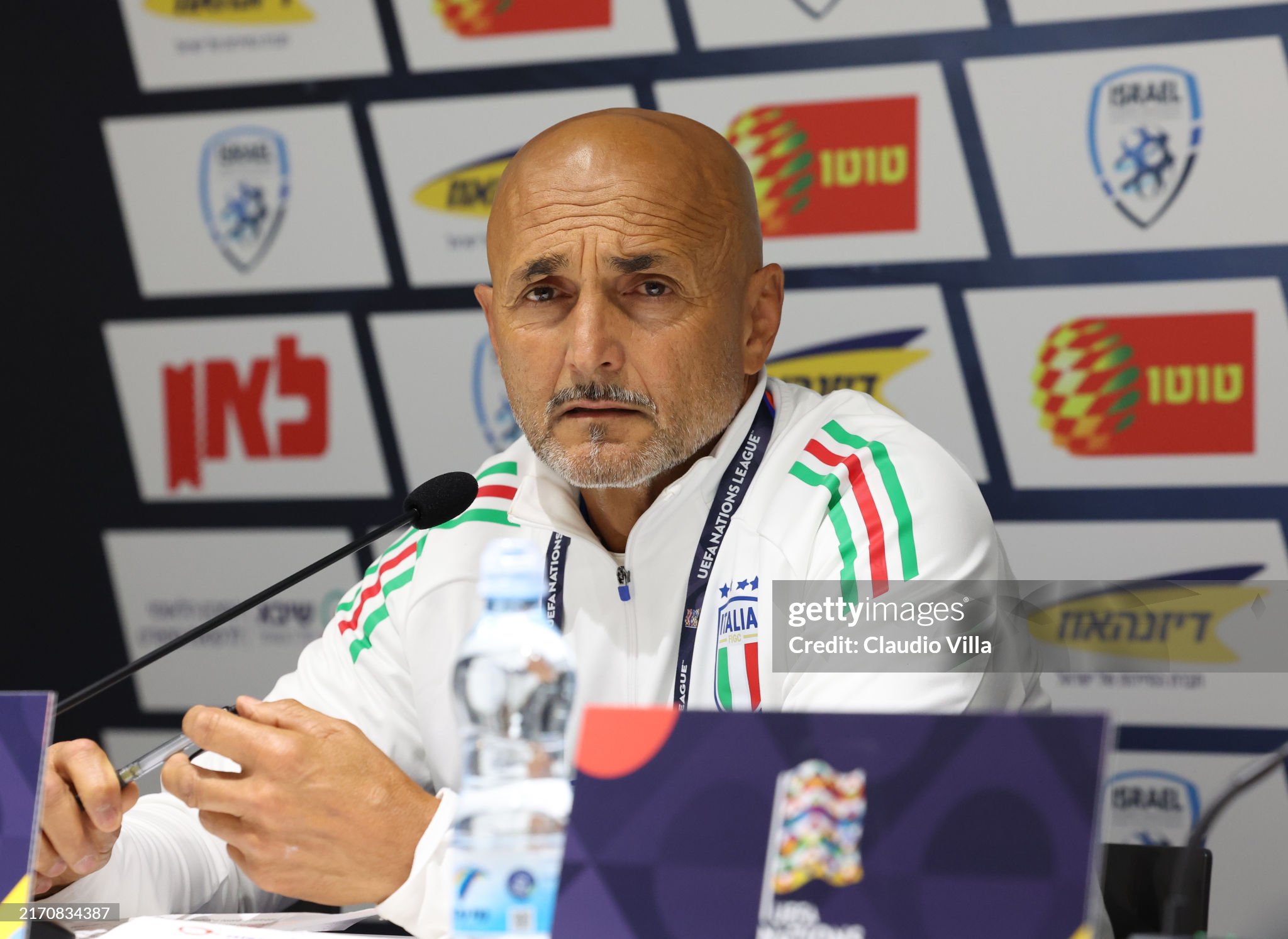 Spalletti realistic about Italy's situation: 'We don't have a Baggio or Totti'