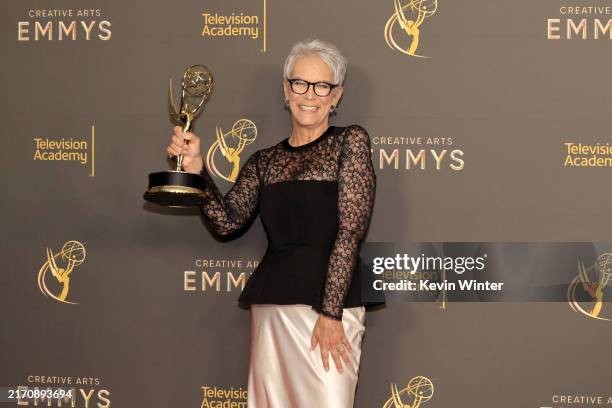 Jamie Lee Curtis attends the 76th Creative Arts Emmys Winner's Walk at Peacock Theater on September 08, 2024 in Los Angeles, California.
