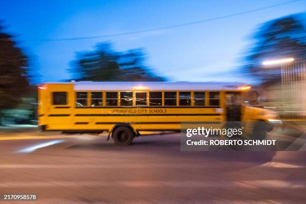 Buses Springfiled 543 Small School Bus Stock Photos, High-Res Pictures, and Images ...