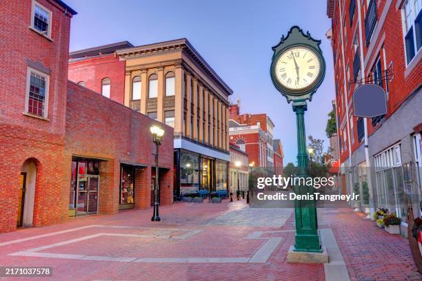 essex street in salem, massachusetts - massachusetts stock pictures, royalty-free photos & images