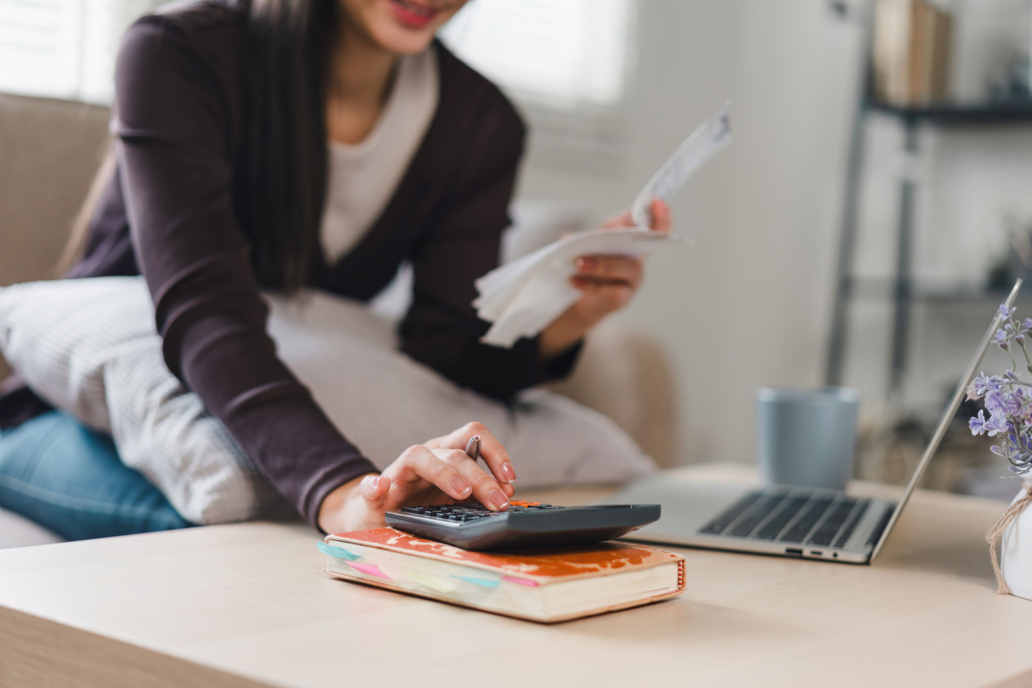 woman financial planning