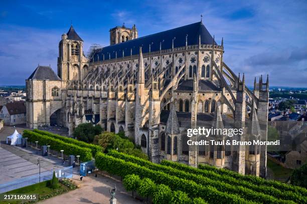 france, bourges, saint-etienne cathedral - bourges stock-fotos und bilder