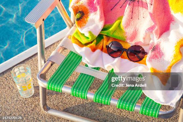 vintage summer vacation, 1970s summer background, beach towel poolside - staycation stock pictures, royalty-free photos & images