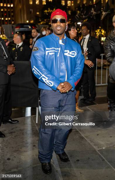 Ferg The Rapper 17,303 10 Rockefeller Plaza Stock Photos, High-Res Pictures, and Images ...
