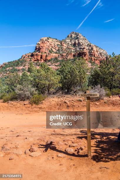 Marker sign for the Devil's Bridge Trail in Sedona, Arizona.