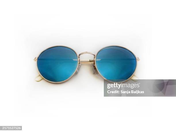 turquoise sunglasses - sonnenbrille stock-fotos und bilder