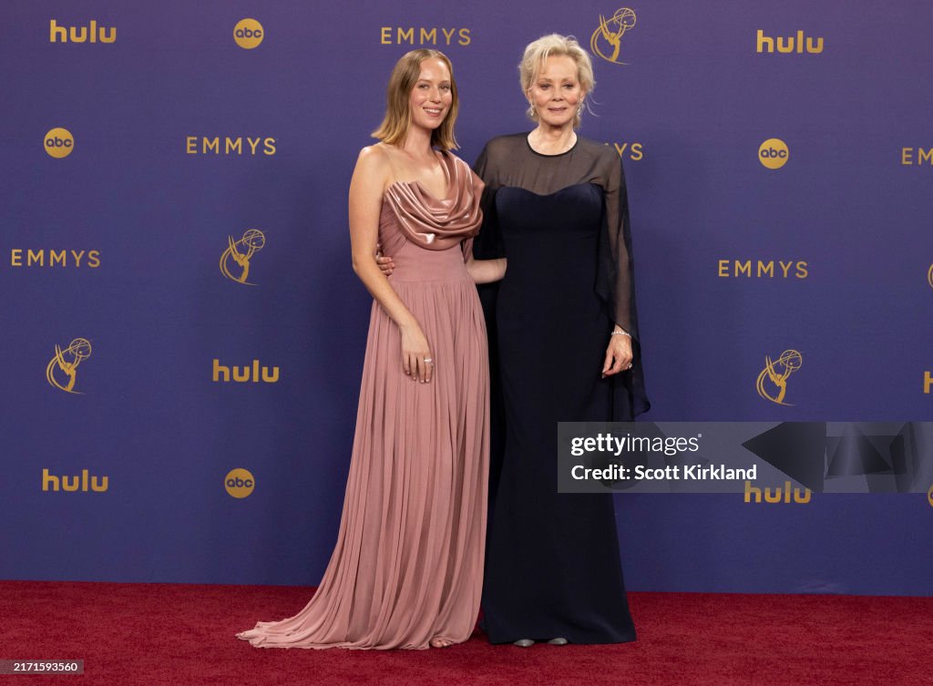 HANNAH EINBINDER, JEAN SMART
