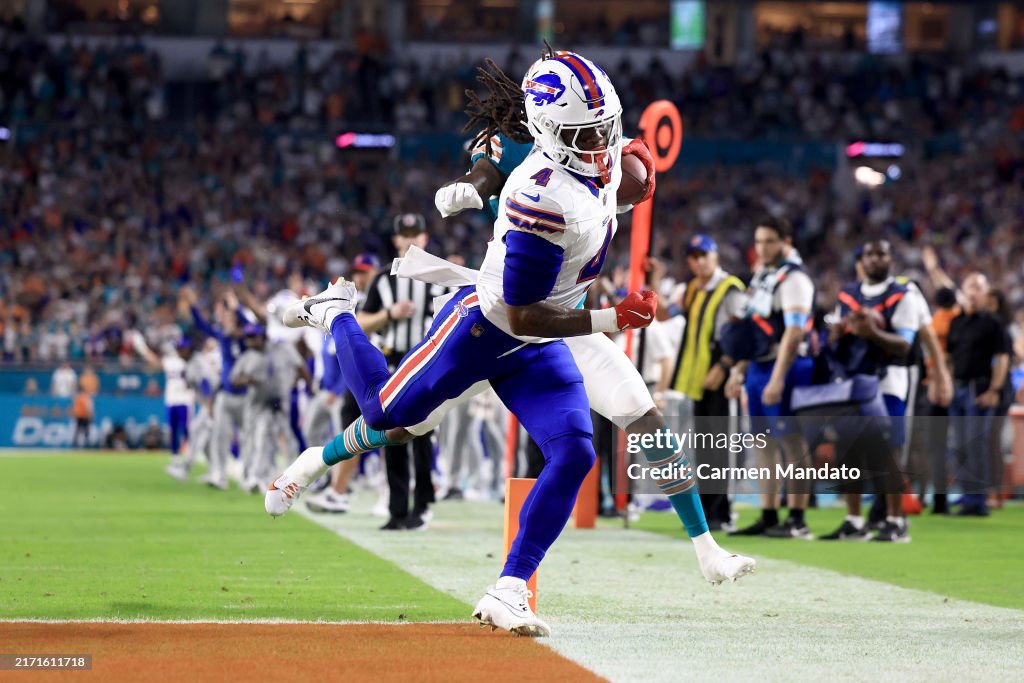 Buffalo Bills v Miami Dolphins