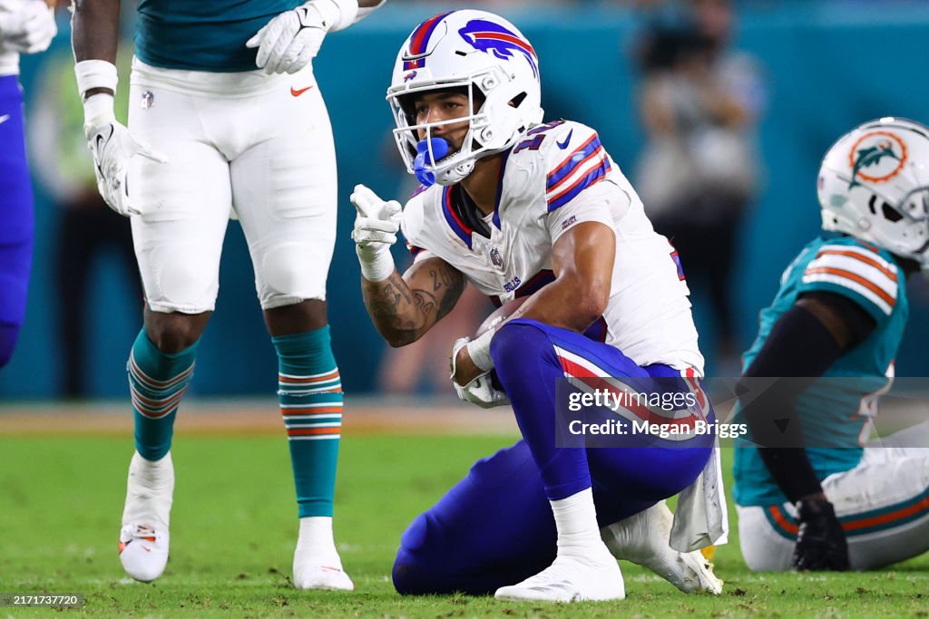 Buffalo Bills v Miami Dolphins
