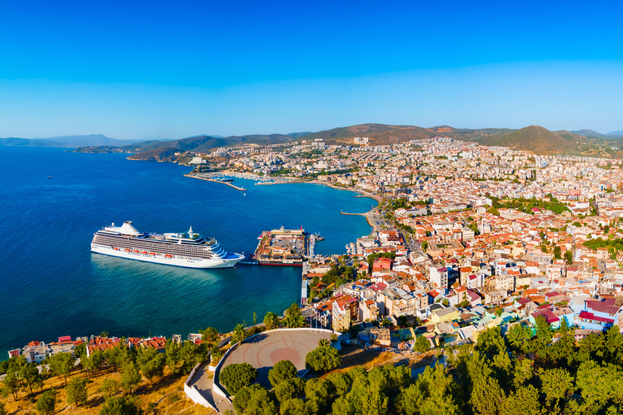 cruise ship