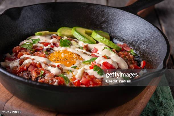 huevos rancheros - cast iron stock pictures, royalty-free photos & images