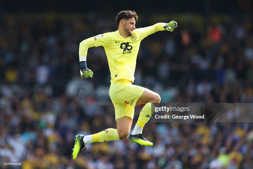 Leeds United FC v Burnley FC - Sky Bet Championship