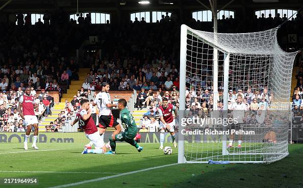 Fulham FC v West Ham United FC - Premier League Fulham FC v West Ham United FC - Premier League