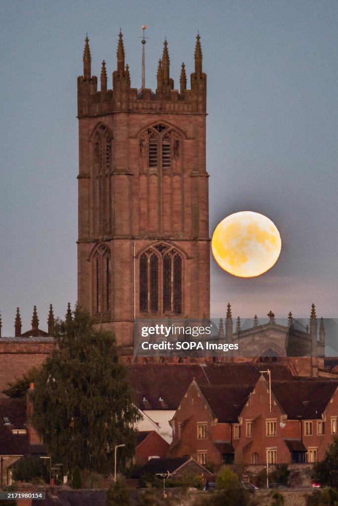 The Harvest Super Moon rises infront of the St Lawrence's