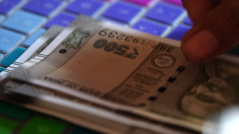 Mini 500 Note 149 500 Rupee Note Stock Videos, Footage, & 4K Video Clips - Getty Images