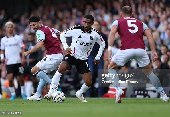 Fulham FC v West Ham United FC - Premier League Fulham FC v West Ham United FC - Premier League