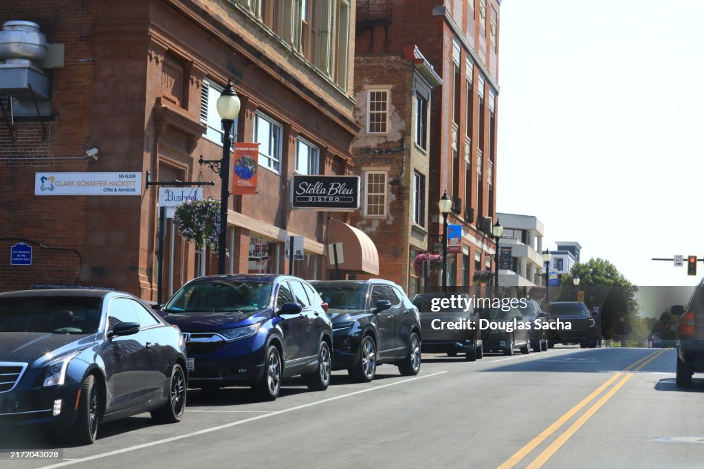 City street in the historic small town Springfield Ohio