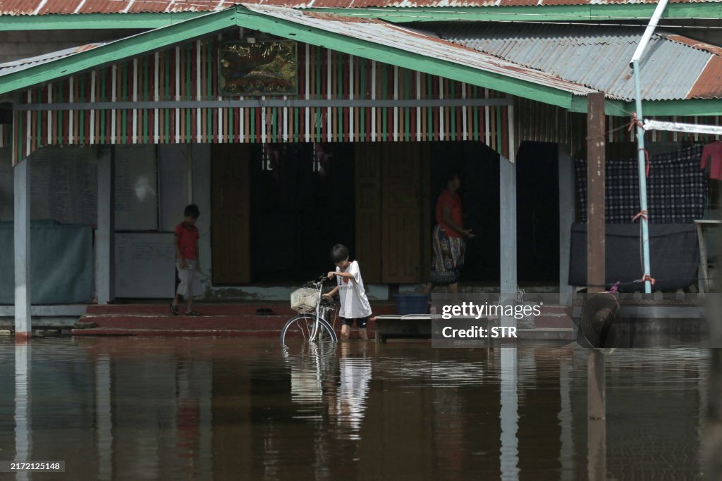 MYANMAR-WEATHER-FLOOD-TYPHOON